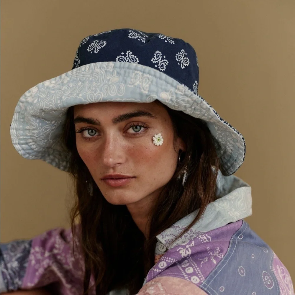 New Free People Blue Reversible Multicolor Paisley Bucket Hat